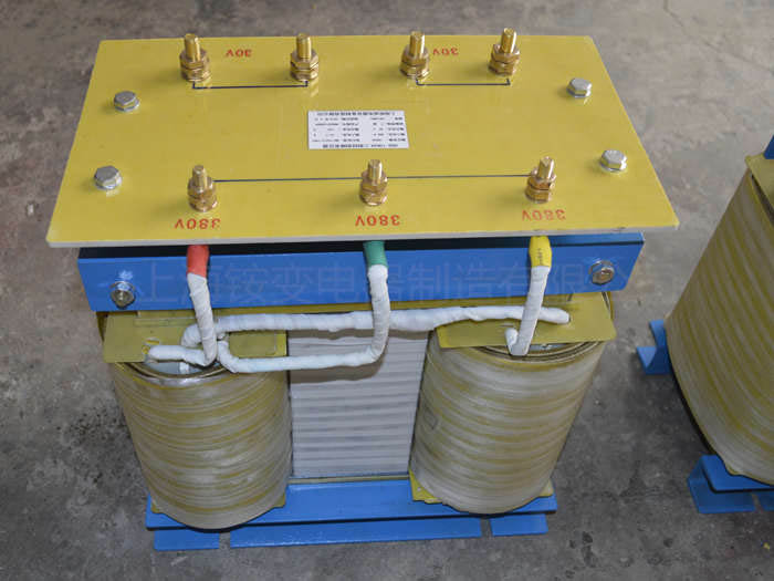 干式变压器 DG-42KVA  AC 400V / AC 7V 0 -7V