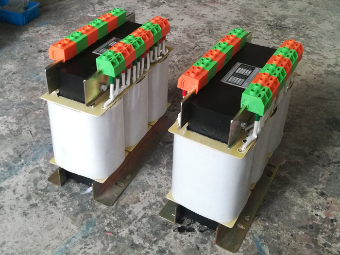 SBK/SG-1.5KVA三相干式自耦变压器380V变220V/200V