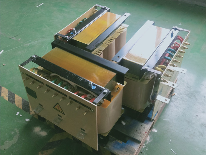 隔离降压变压器 PDG-39J 两相 输入380V 输出电压36V/40V