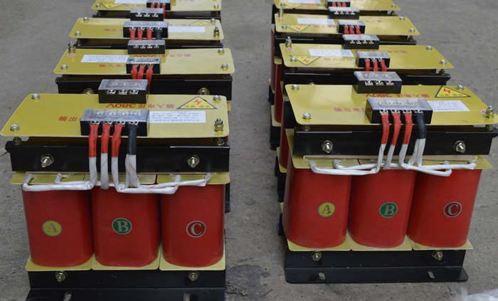变压器 - 输入3相380V 输出3相200V 3相220V 2KVA